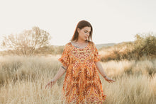 Load image into Gallery viewer, Lumbu - Small